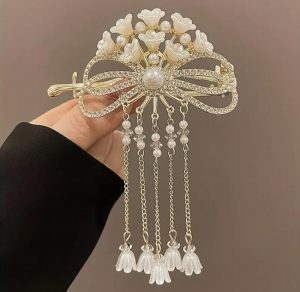 Hair clip with Tassel and Bow